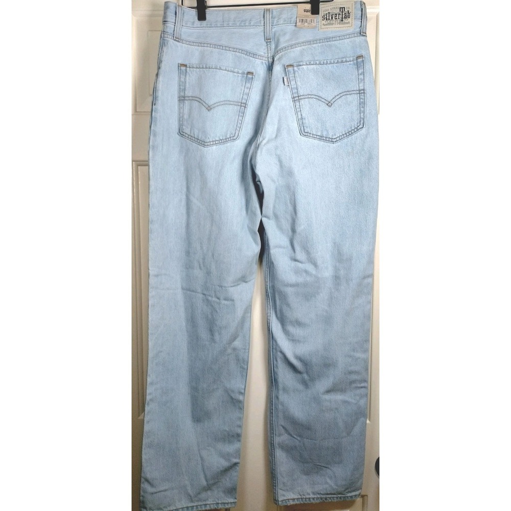 NWT Levi's SilverTab '94 Baggy Jeans Women 30x31 Measures 35x31 Distressed 90s